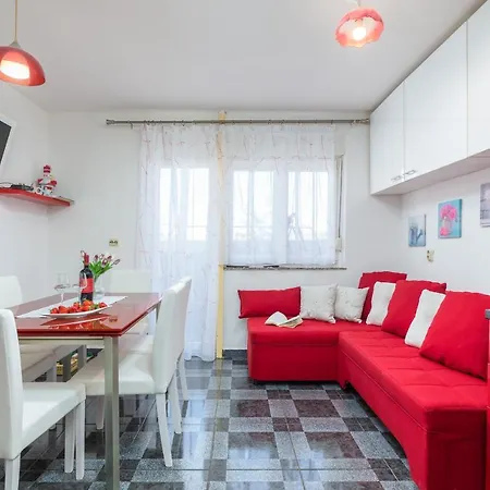 Rahela Apartman
