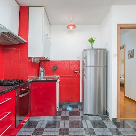 Rahela Apartment