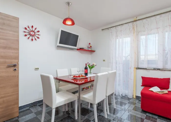 Apartament Rahela *